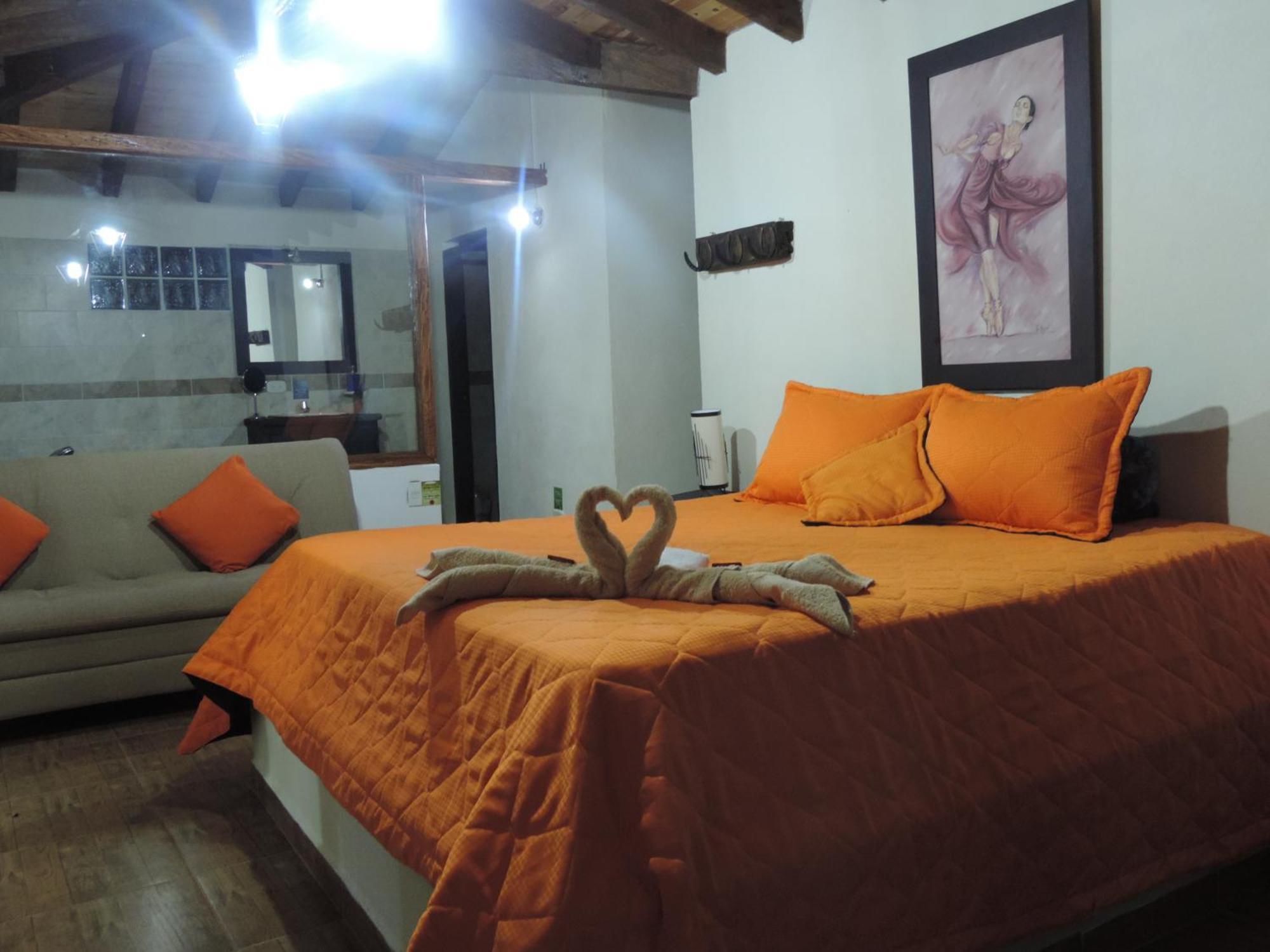 Pensjonat Oak Tree House Guatapé Zewnętrze zdjęcie