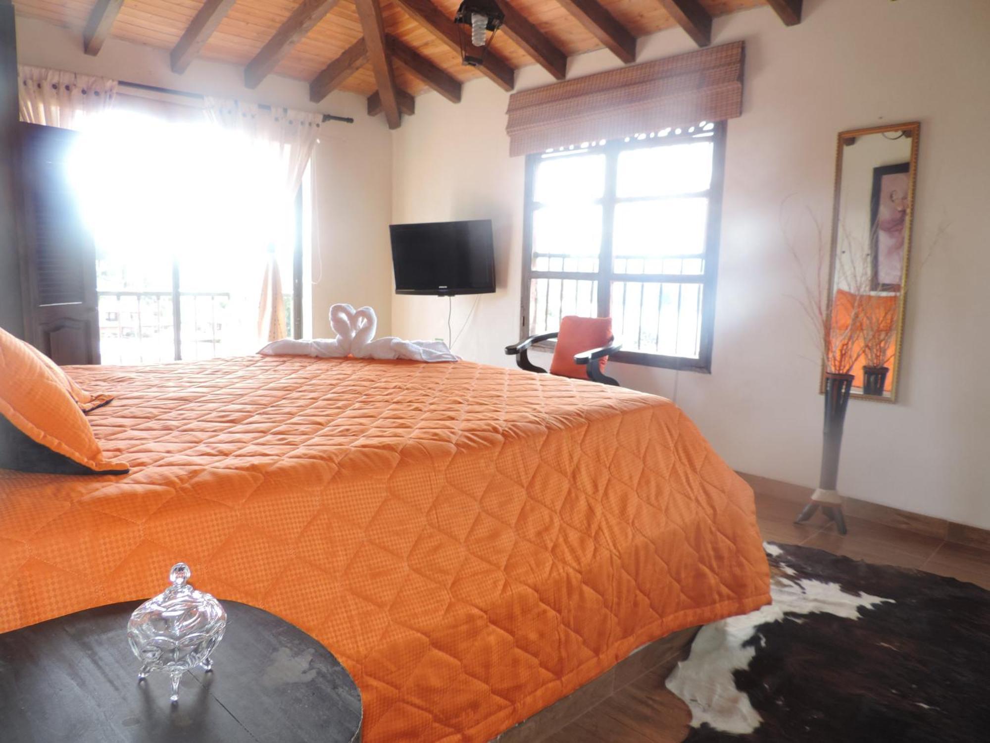 Pensjonat Oak Tree House Guatapé Zewnętrze zdjęcie