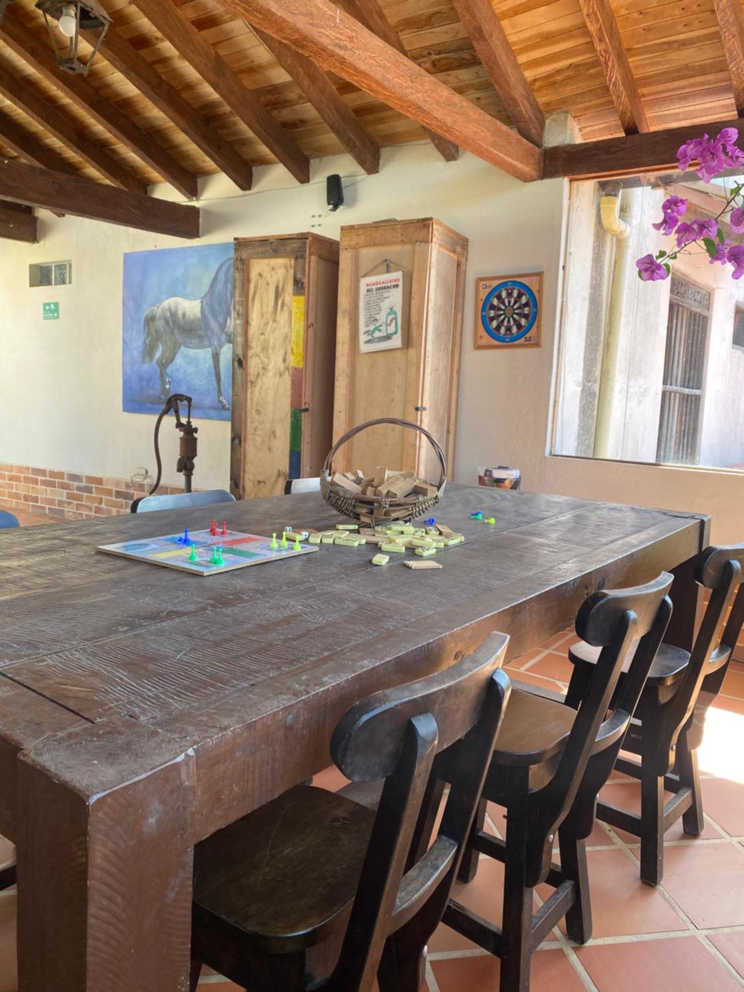 Pensjonat Oak Tree House Guatapé Zewnętrze zdjęcie